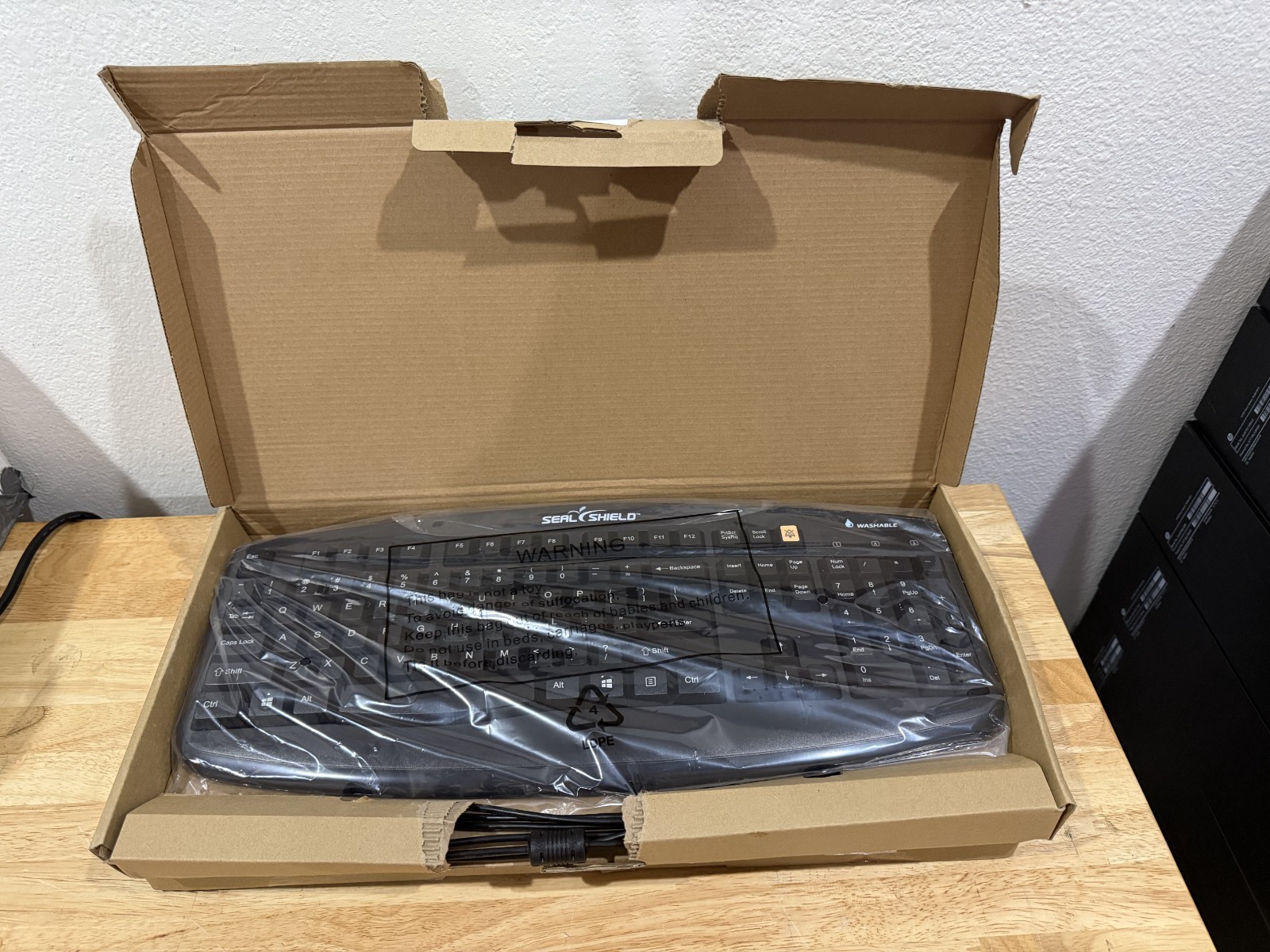 Seal Shield Wired USB Keyboard BLK Water Resistant Antimicrobial STK503