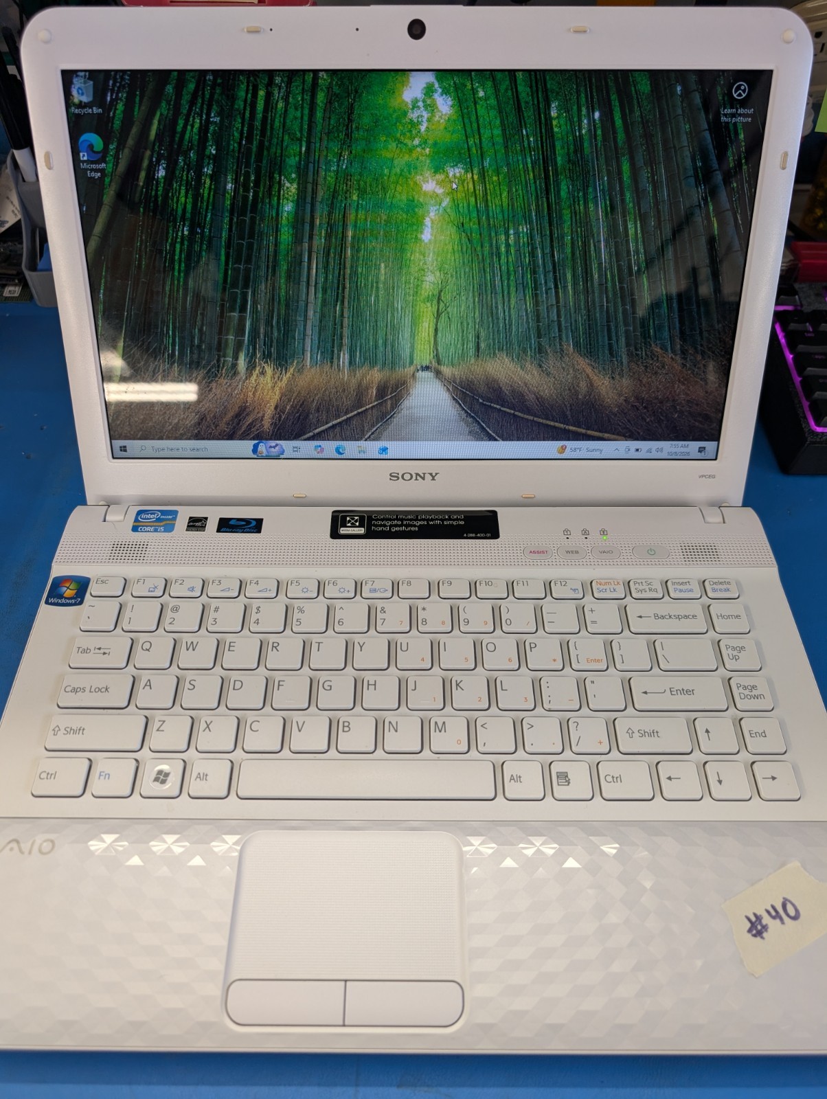 Sony VAIO PCG-61A12L 13" Laptop Intel i5-2450M | 6GB RAM | 750GB HDD | Win 10