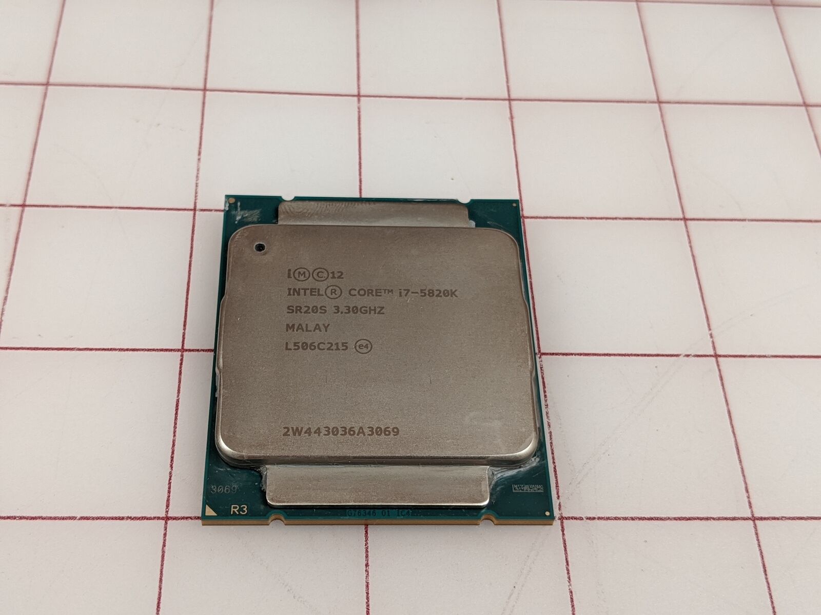 Intel Core i7-5820K Haswell-E 6-Core 3.3 GHz LGA 2011-v3 140W Desktop Processor