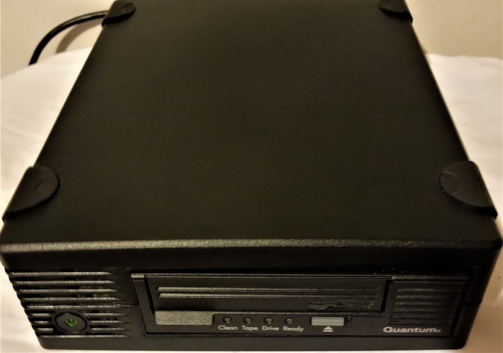 Quantum TC-L32BN External Tape Drive