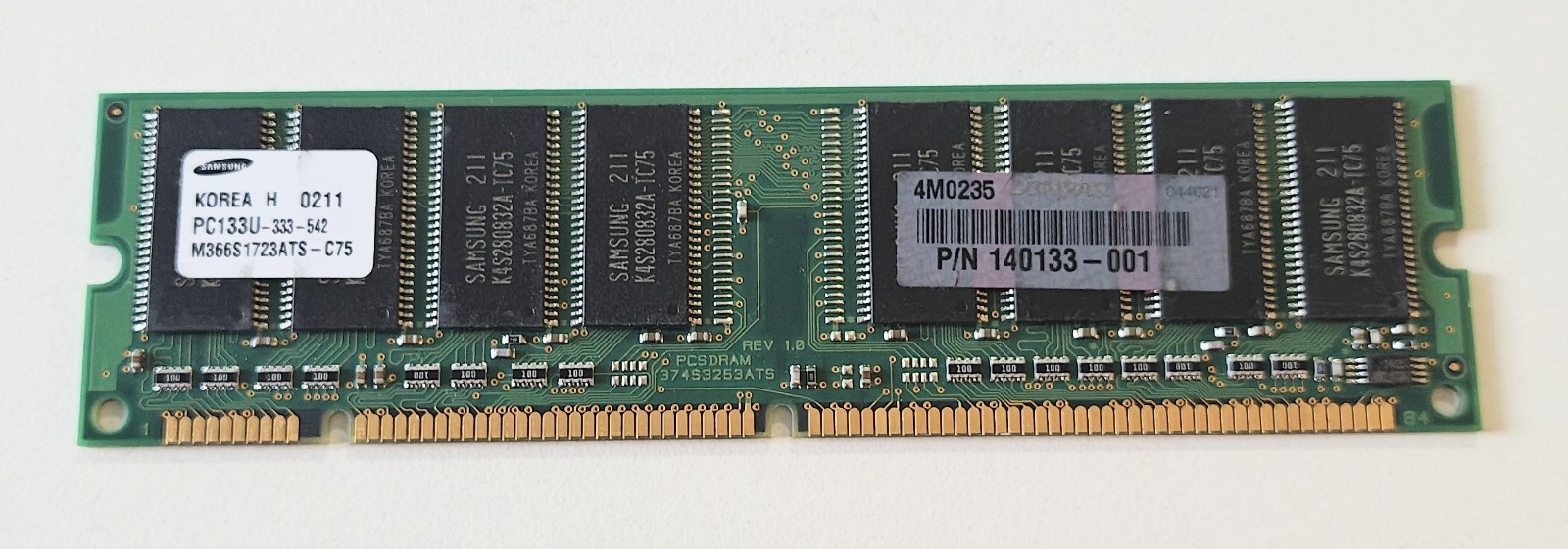 M366S1723ATS-C75 Samsung 128MB SDRAM Non ECC PC-133 133Mhz