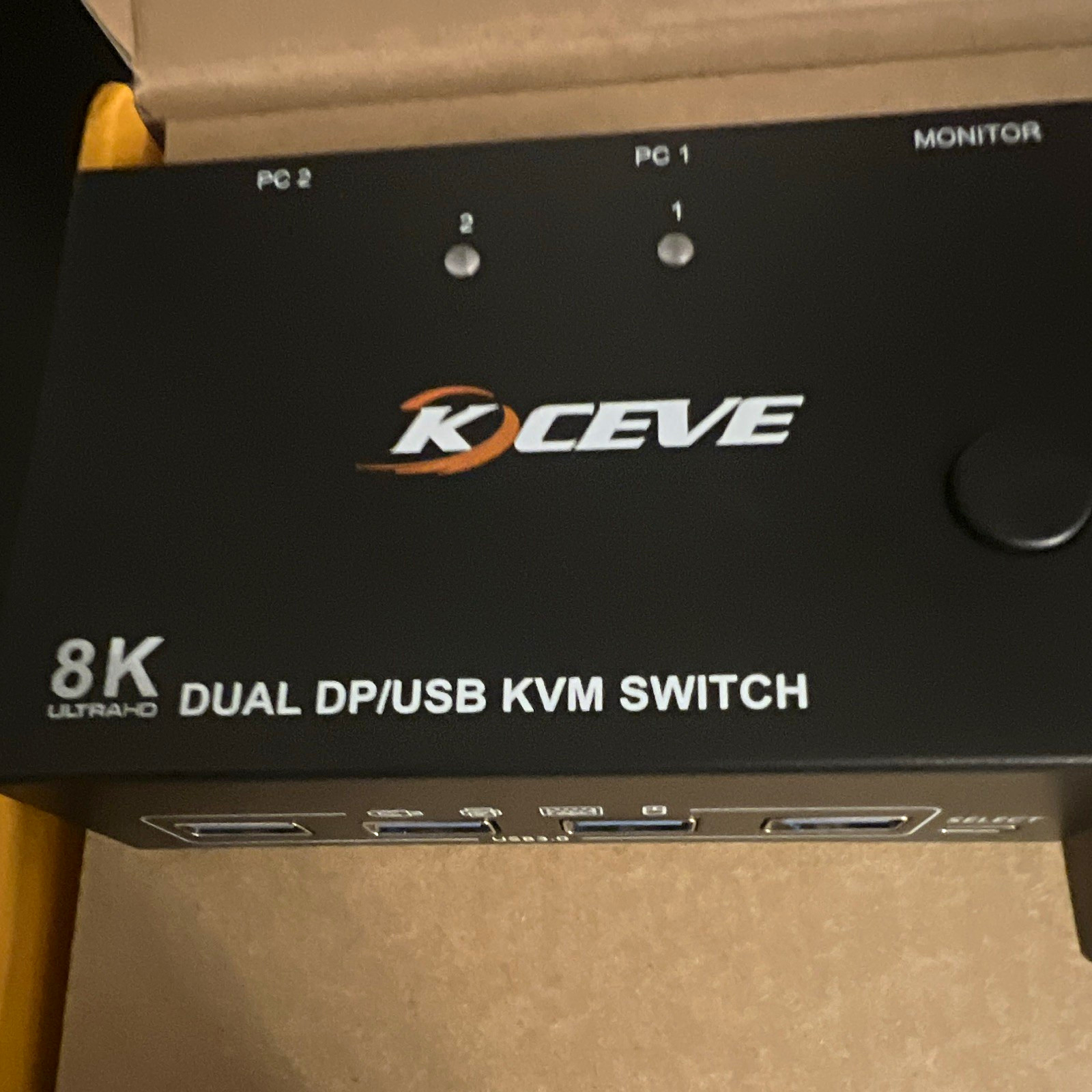 KCEVE 8K Dual DisplayPort USB 3.0 KVM Switch Box 1:2 Wired Remote