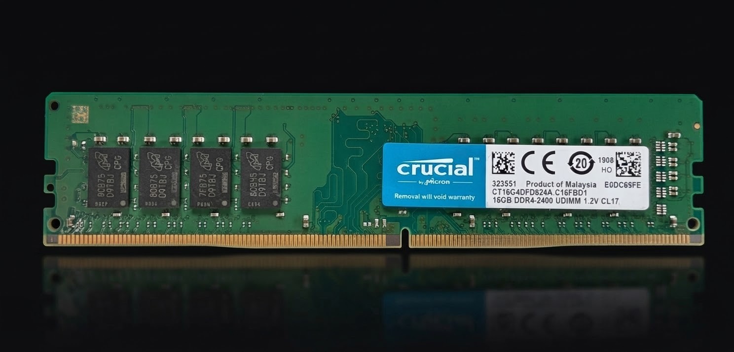 Crucial 16GB DDR4 2400 (PC4 19200) UDIMM RAM - CT16G4DFD824A