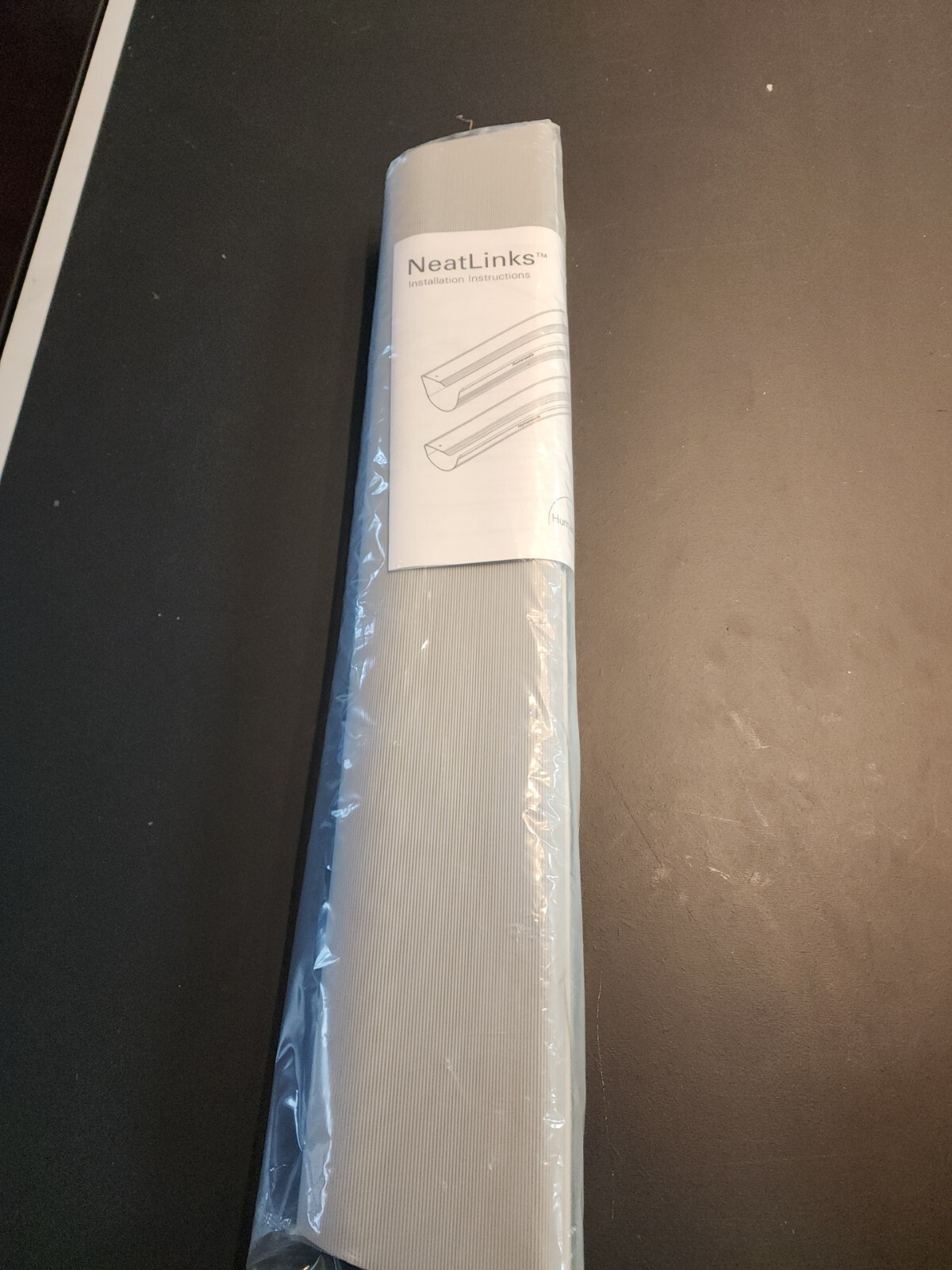 Free shipping HUMANSCALE NEATLINKS DESK WIRE ORGAINIZER  24" NEW gray 