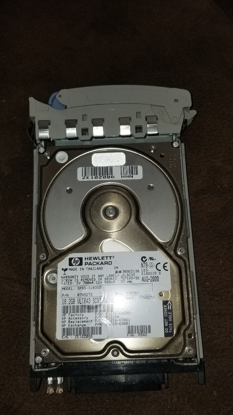 IBM ULTRASTAR DPSS-318350 18.2GB SERVER HARD DRIVE 