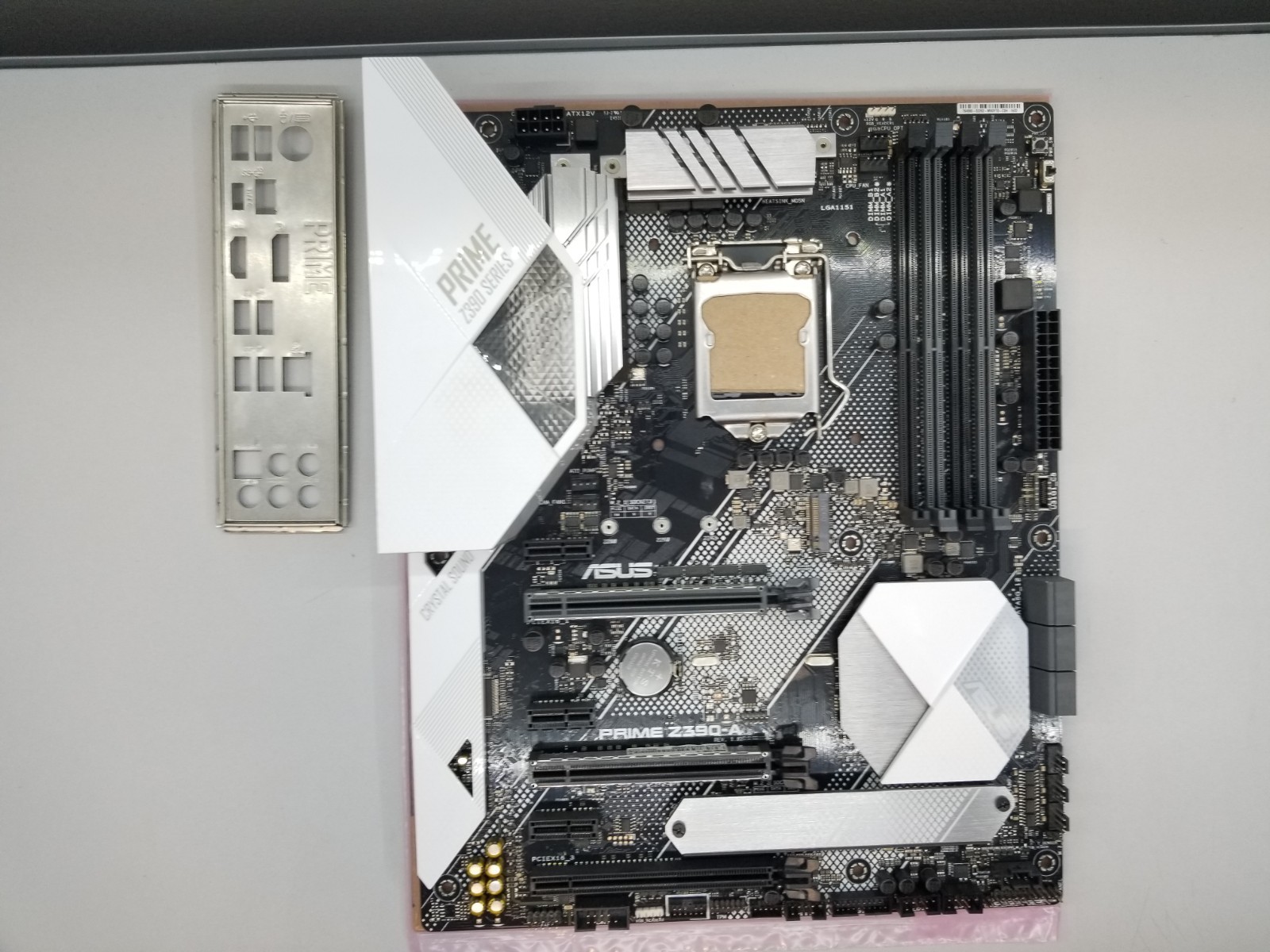 ASUS Prime Z390-A ATX Motherboard M.2 LGA1151 DDR4 PCIe DP HDMI w I/O Plate