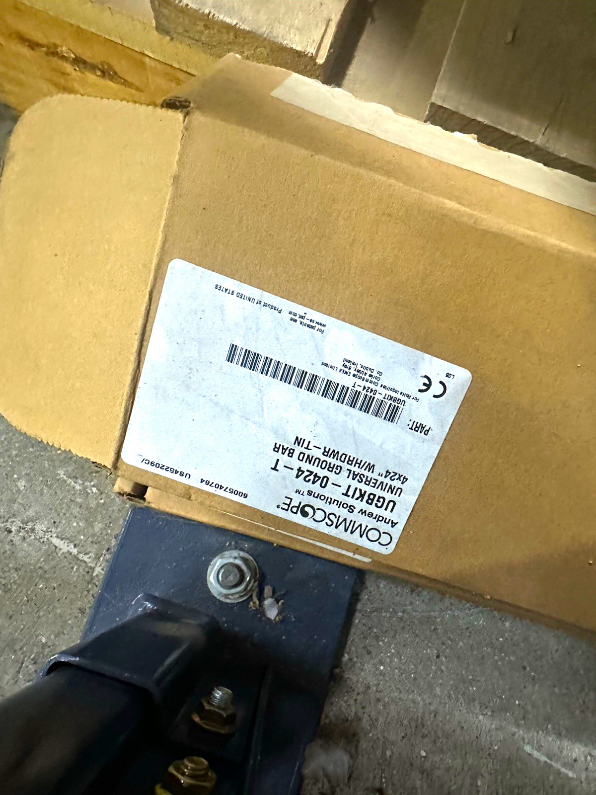 CommScope Andrew Solutions Universal Ground Bar Kit 4x24 UGBKIT-0424-T