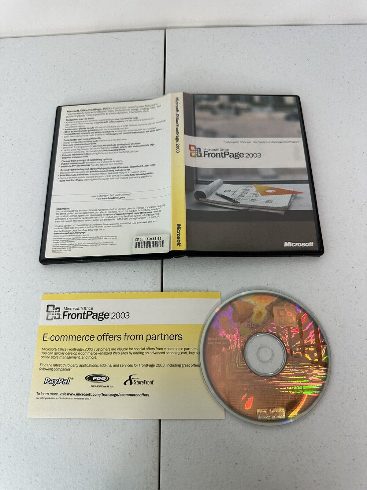 Microsoft Office FrontPage 2003 Upgrade Software CD for Windows w/ Product Key