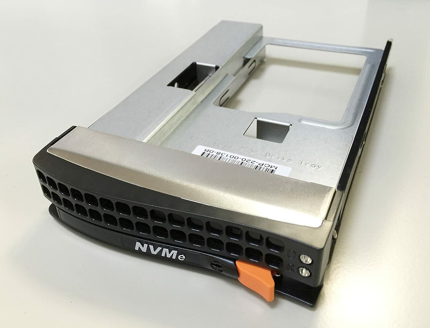 Supermicro MCP-220-00138-0B TOOL-LESS BLACK GEN-5 3.5-TO-2.5 NVME DRIVE TRAY