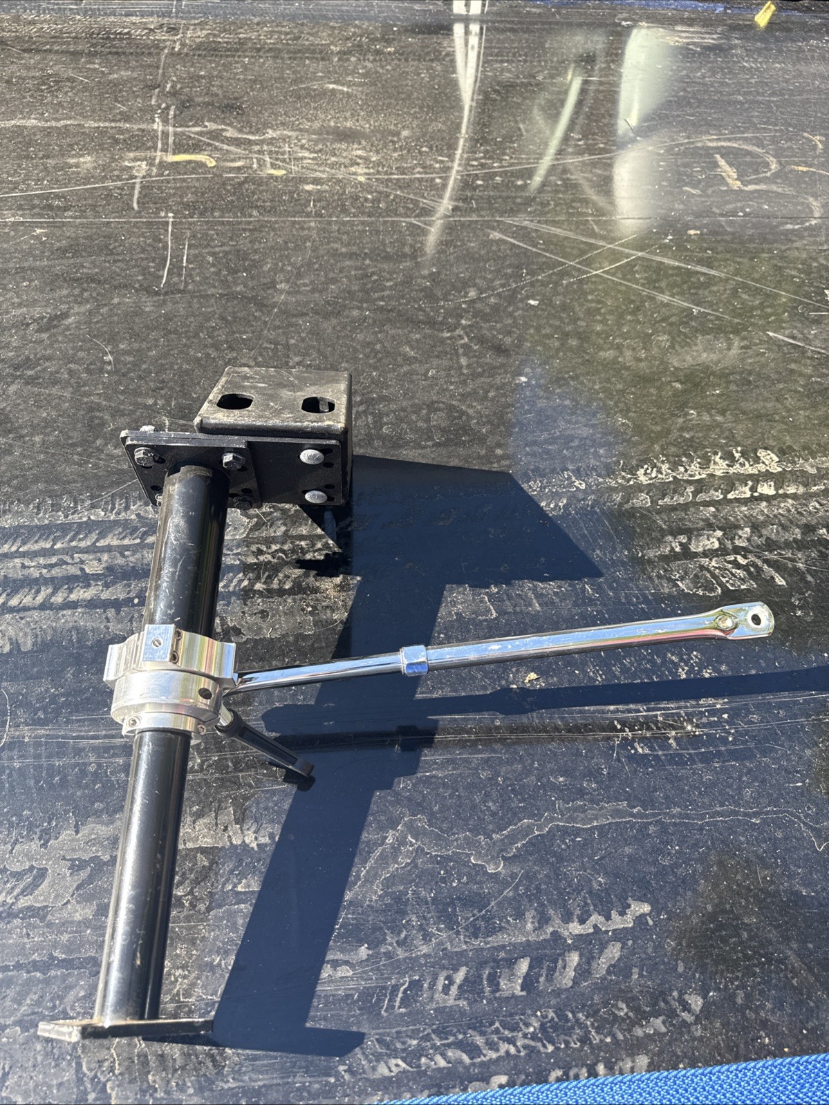 Havis side console mount Arm USED