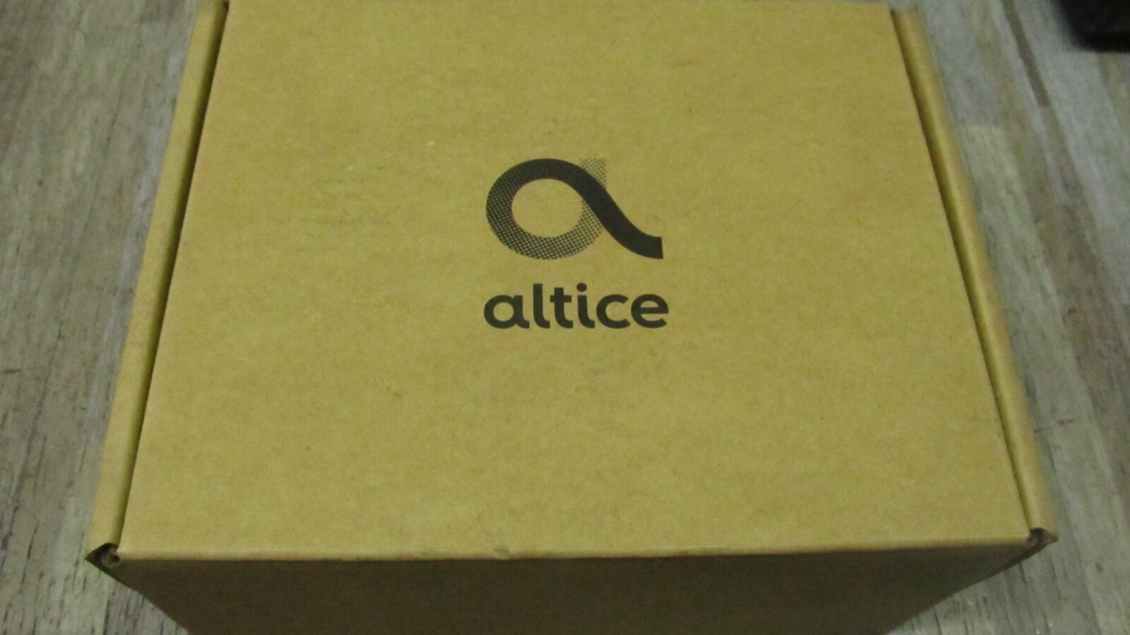 Altice AirTies Air 4930 Wi-Fi Smart Mesh Access Point 2.4GHz & 5GHz 2500 Mbps
