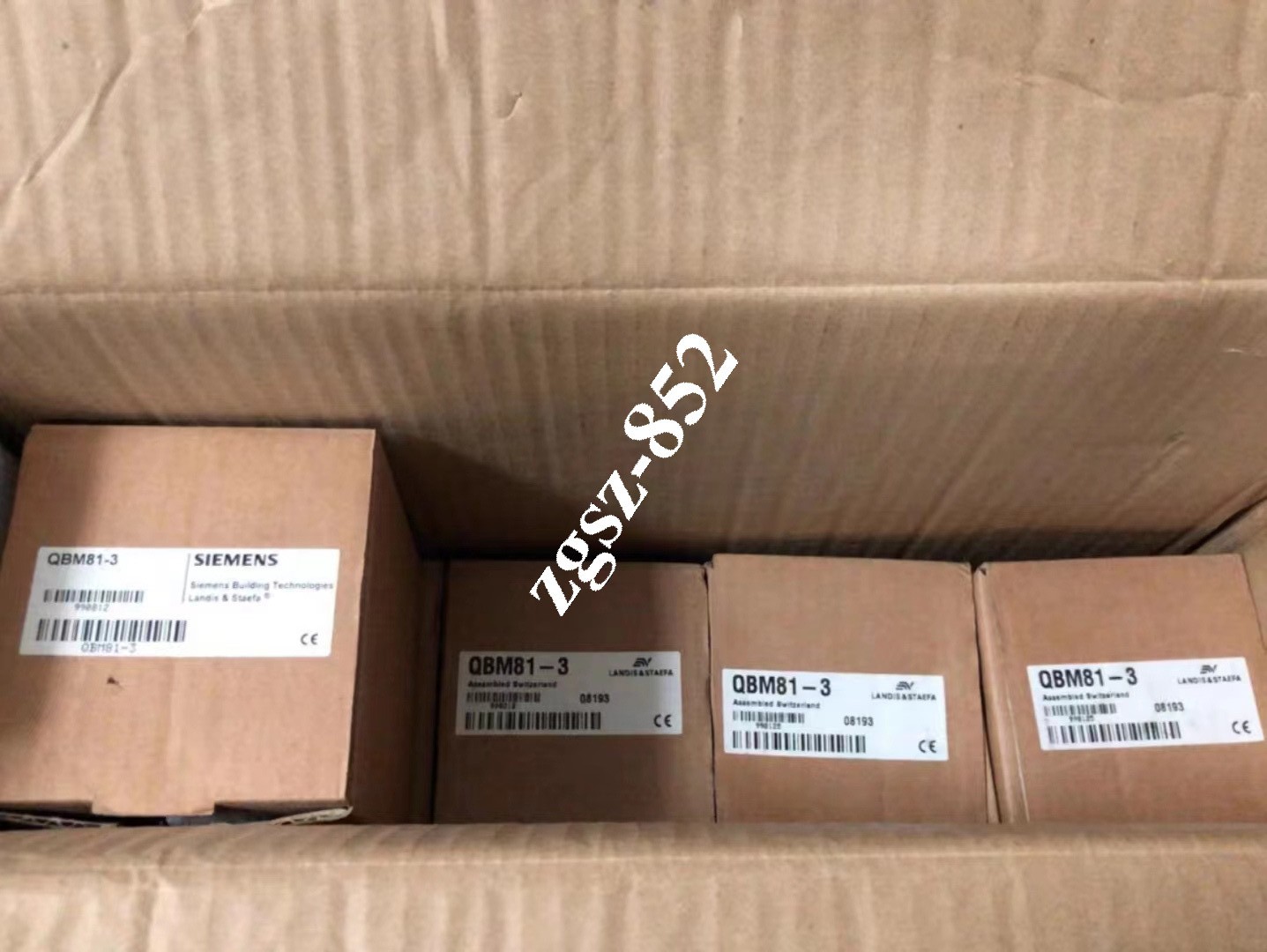 5pcs QBM81-3 Siemens Differential pressure switch Brand New FedEx or DHL