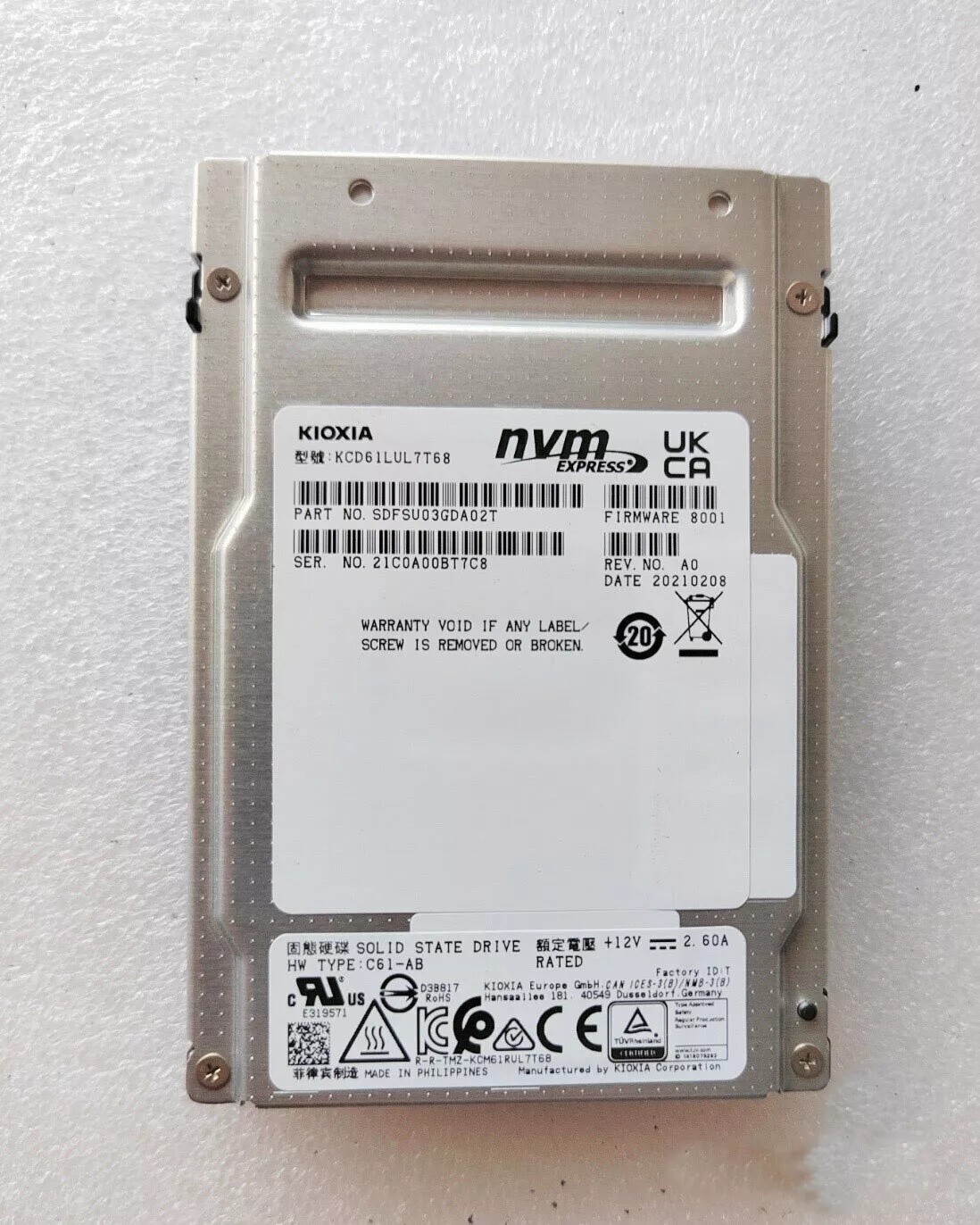 KIOXIA CD6 7.68TB SSD 2.5" U.2 KCD61LUL7T68 NVME PCIe4.0 X4 Solid State Drive