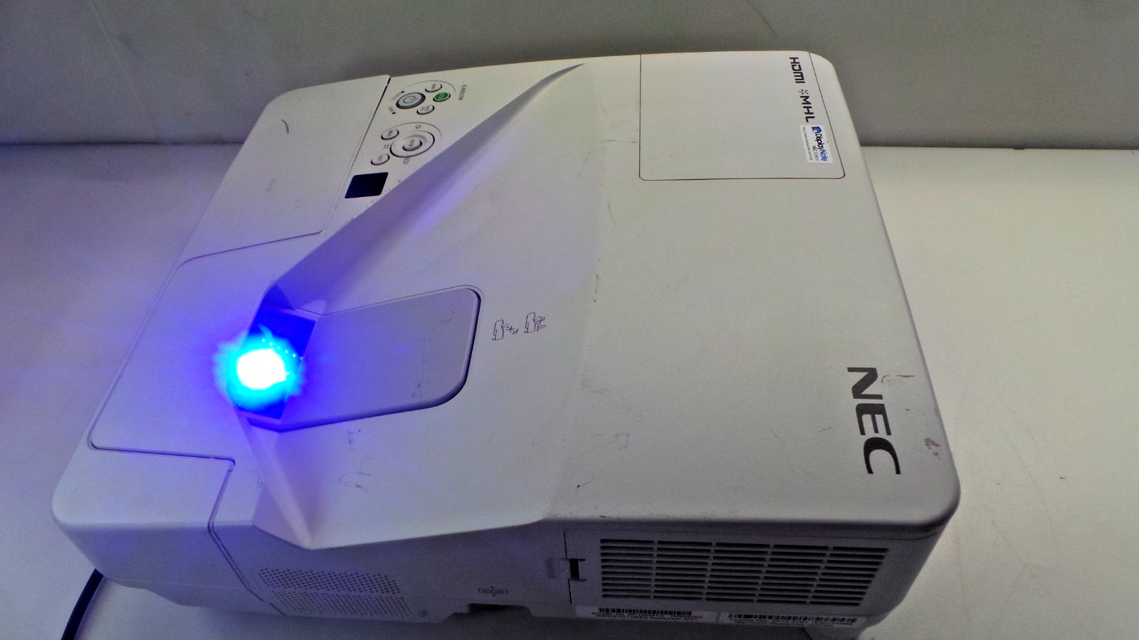 NEC NP-UM351W 3LCD Projector 3500 ANSI Lumens [Lamp Hrs: 3135H] No Remote