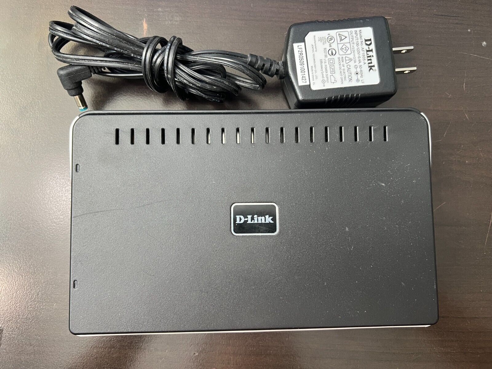 D-Link DGS-2208 8-Port Desktop Network Switch