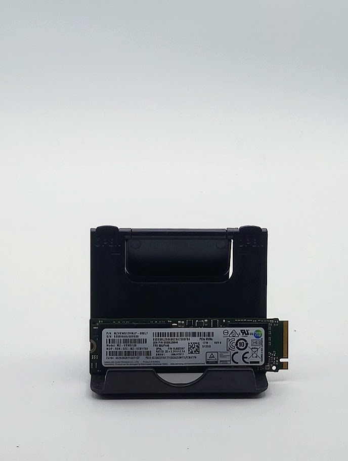 Samsung SM961 512GB NVMe PCIe Gen3 x4 M.2 2280 SSD (MZ-VKW5120)
