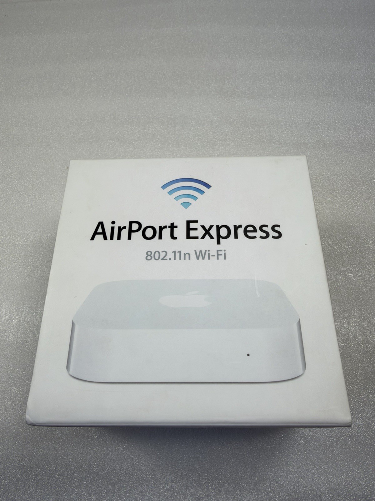 NEW Apple AirPort Express A1392 MC414LL/A AirPlay 2 WiFi Base Station