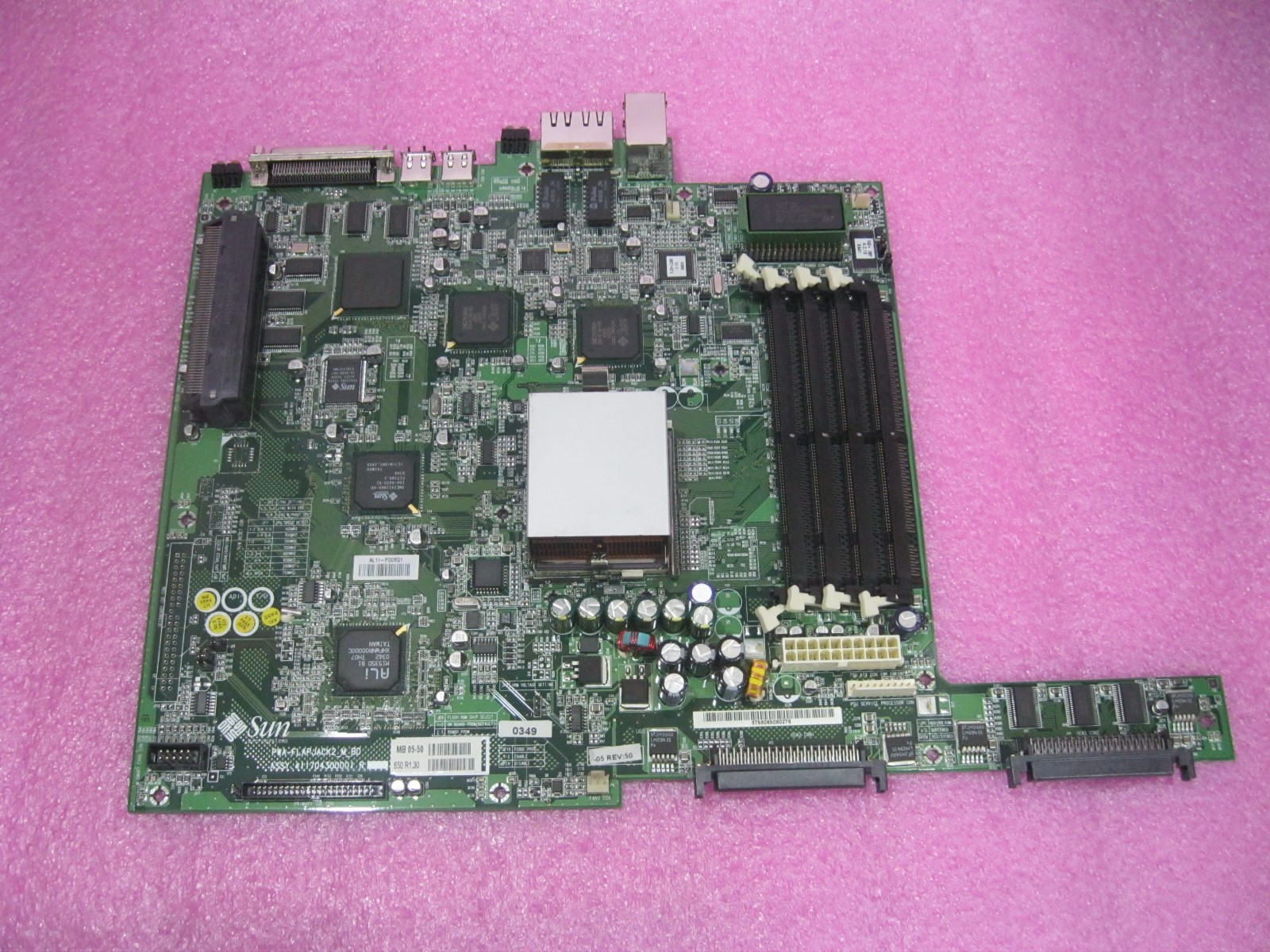 Sun v120 Motherboard 375-3065  650MHz UltraSPARC IIi 