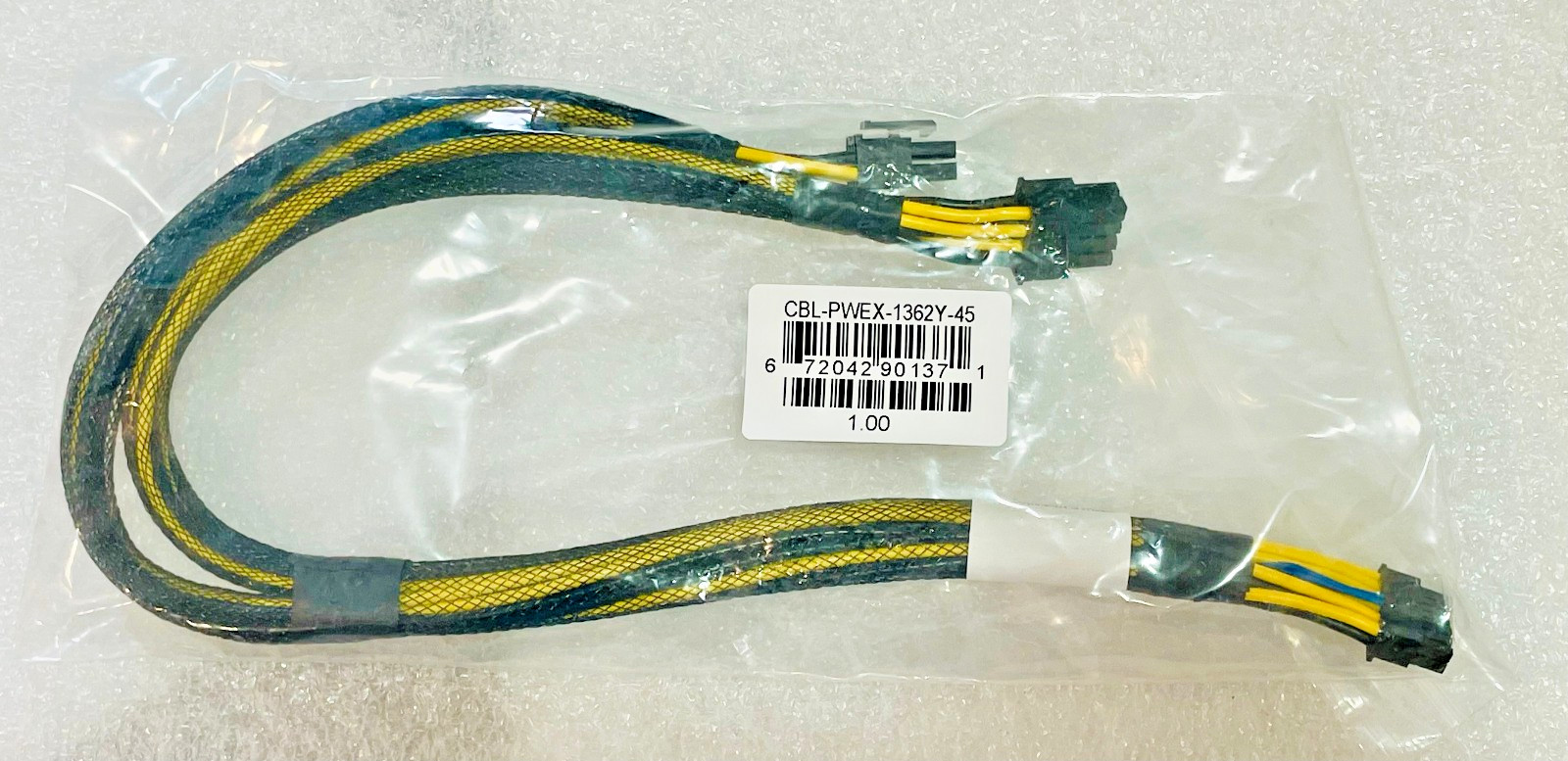 Supermicro CBL-PWEX-1362Y-45 12V-2x6+4S to 2 2X4F PCIe,P4.2,45cm,8.3A/p,16AWG