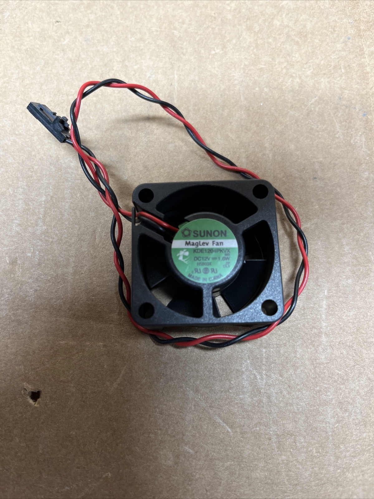 Sunon KDE1204PKVXMS 40 x 40 x 20mm 12V 1.6W MagLev 2-Wire Fan