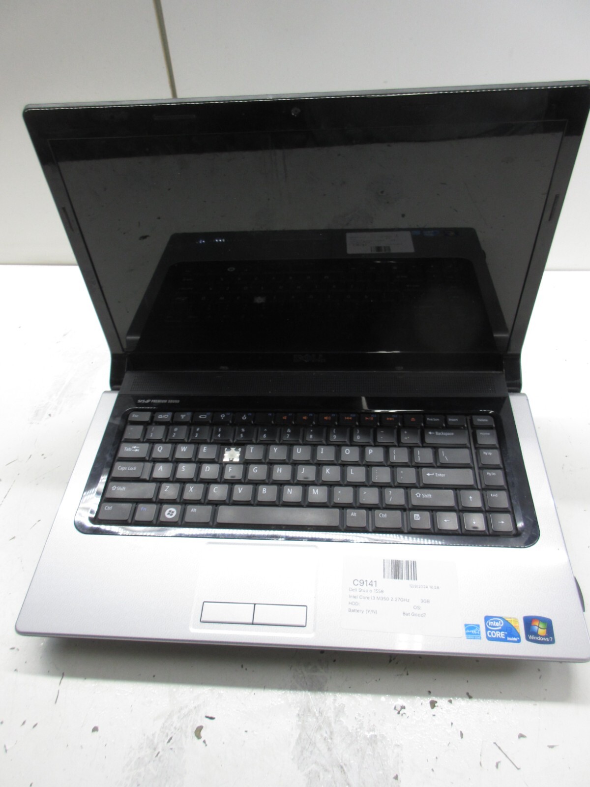 Dell Studio 1558  Intel Core i3 M350 2.27GHz 3GB NO HDD No Batt