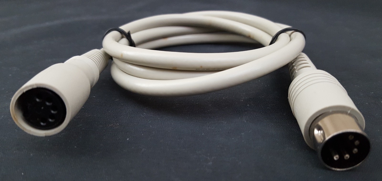 39" 5pin Keyboard Extension Cable for Commodore Amiga 2000 2500 3000(T) 4000T