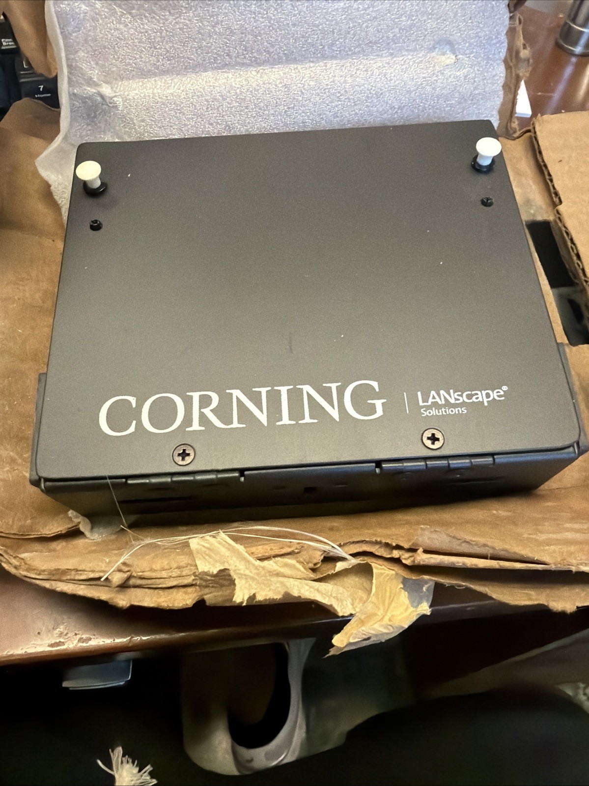 Corning Single-Panel Housing Wall-Mountable Black, for 1 CCH Panel SPH-01P ~STSI