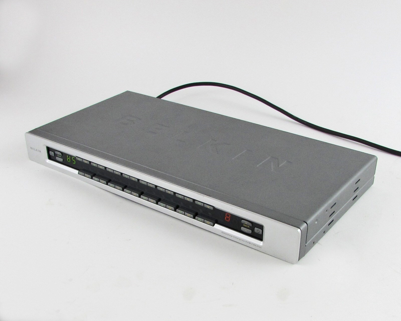 Belkin KVM Quad-Bus Switch F1DE216C OmniView ENTERPRISE 2x16 Port - FOR PARTS