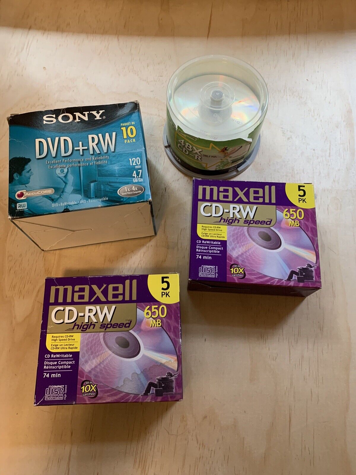 Mixed LOT: MAXWELL CD-RW 650 MB, SONY DVD +RW, CD-R 48X