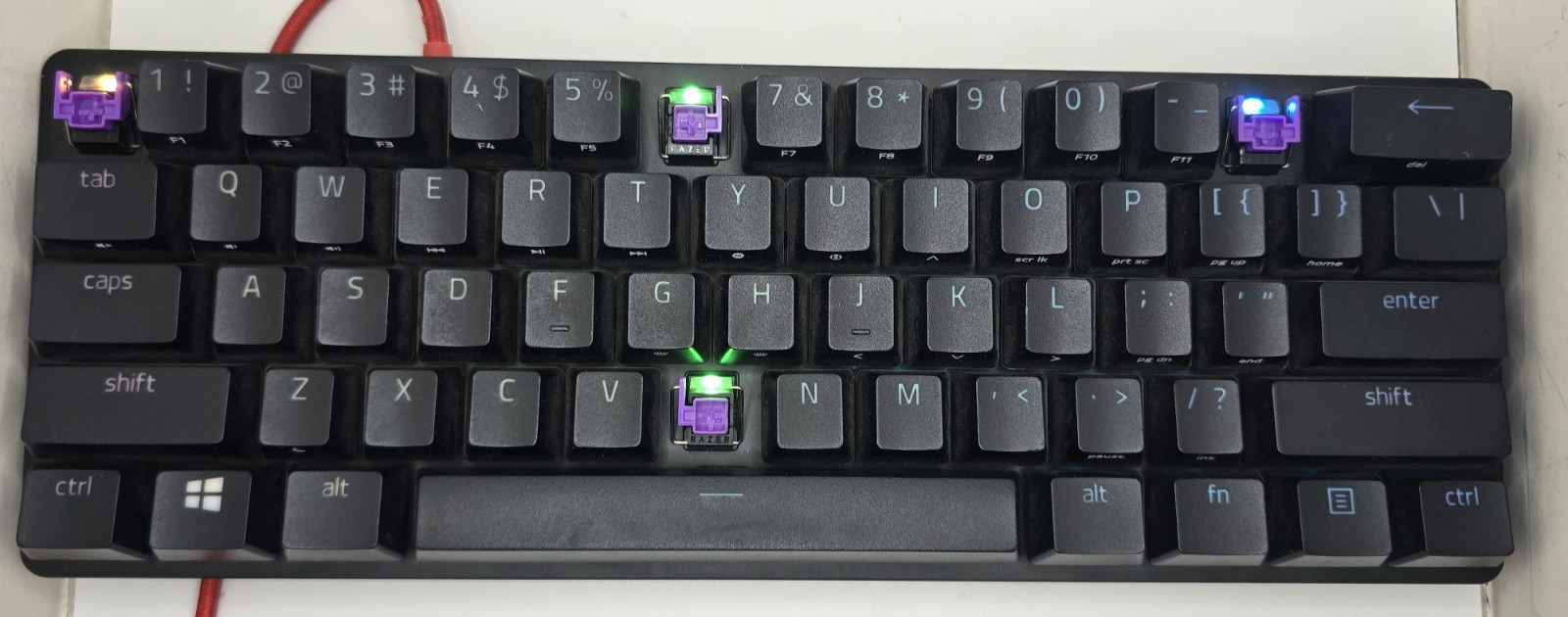 NON FUNCTIONAL DEMO? PARTS ONLY - Razer Huntsman Mini RZ03-0339 Gaming Keyboard