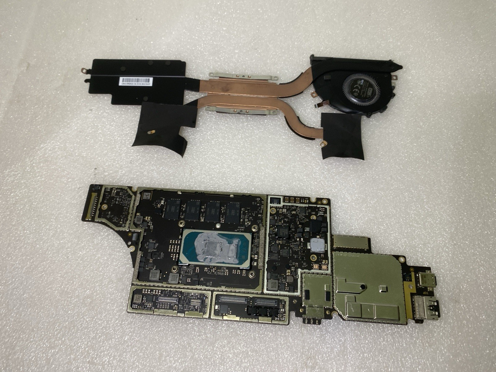Microsoft Surface Laptop 3 13.5 Motherboard i7-1065G7 16GB RAM M1098028-008 Test