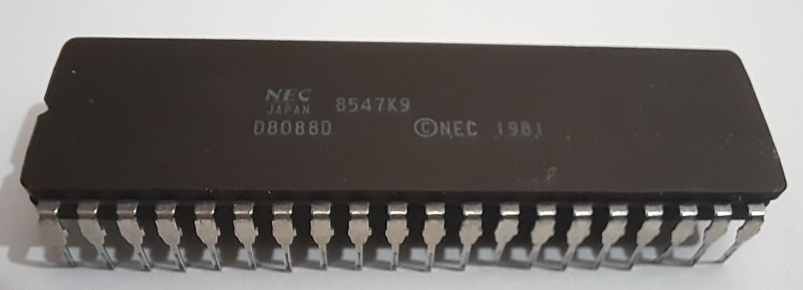 NEC D8088D DIP40 5MHz Retro CPU Processor