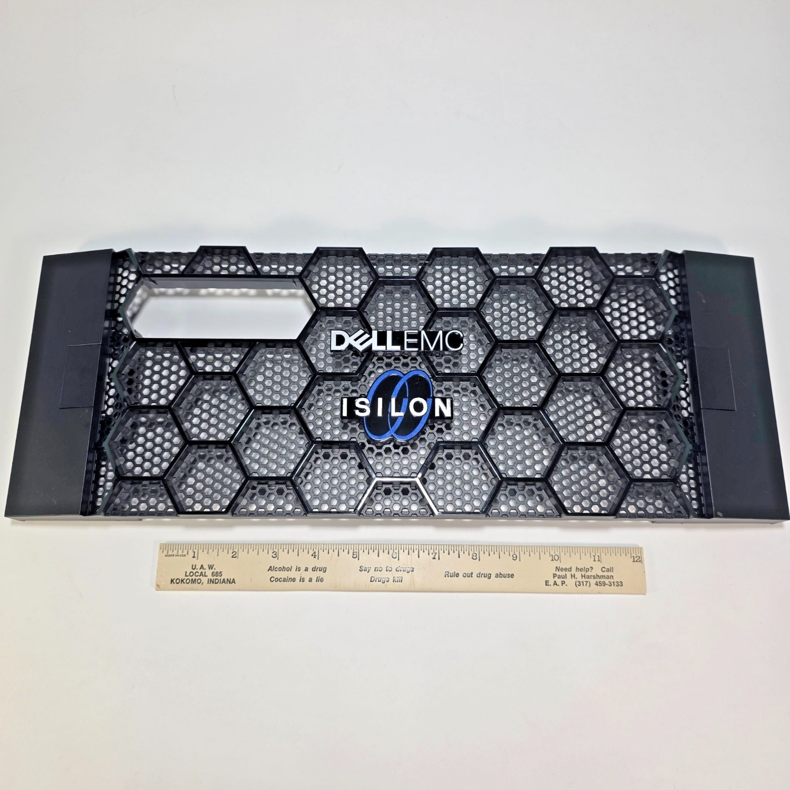 Dell EMC Isilon 4U Front Bezel 100-572-230-00 100-572-230-01 Black