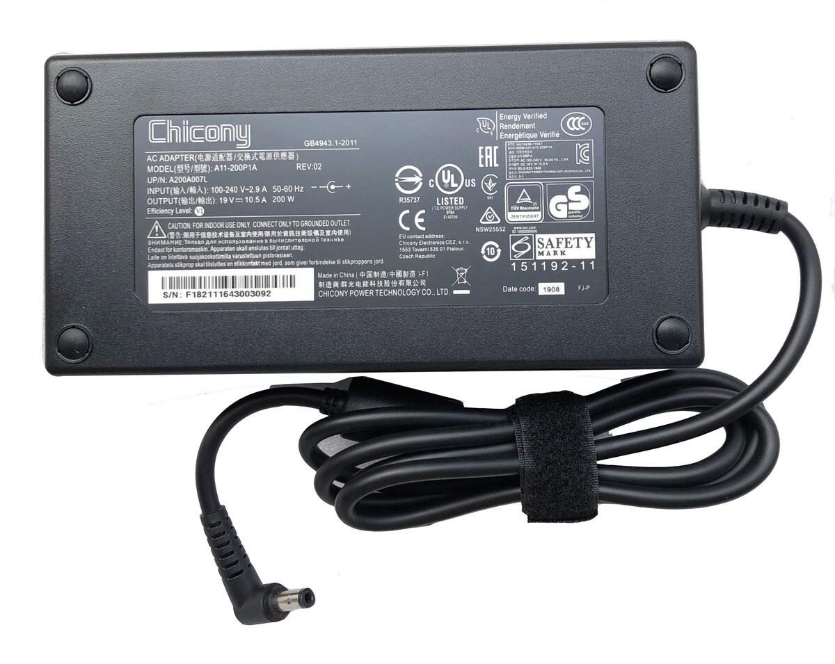 Chicony 10.5A 200W A11-200P1A AC Adapter Charger For Clevo P650HP P670RG 5.5mm