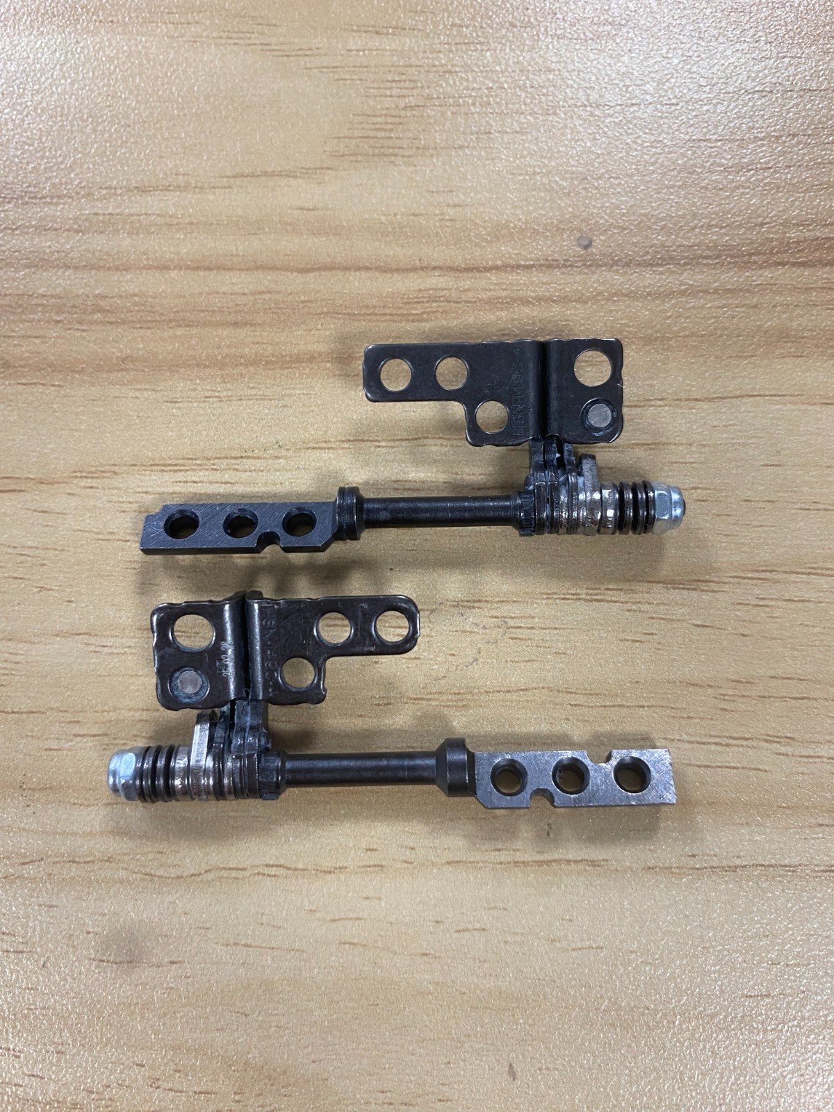1 Pair For HP Elitebook 840 G9 G10 HSN-145C-4 LCD Screen Hinges Shaft Axis L+R