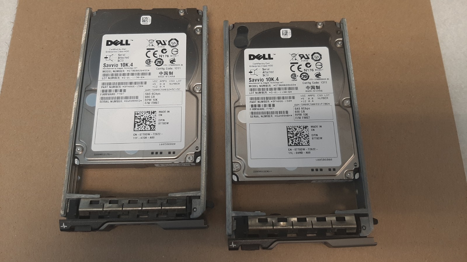SET OF 2 - DELL 7T0DW - 600GB 10K 6GBPS SAS 2.5" HDD - 