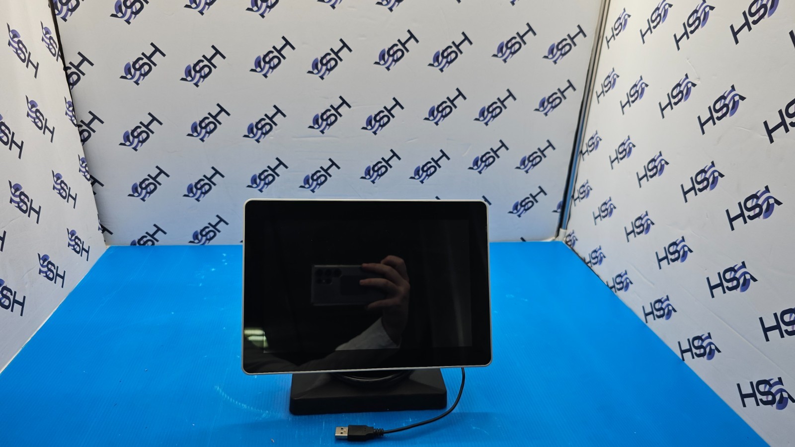 Mimo Vue UM-1080C-G 10.1" LCD Capacitive Touch Display HDMI/USB With Base
