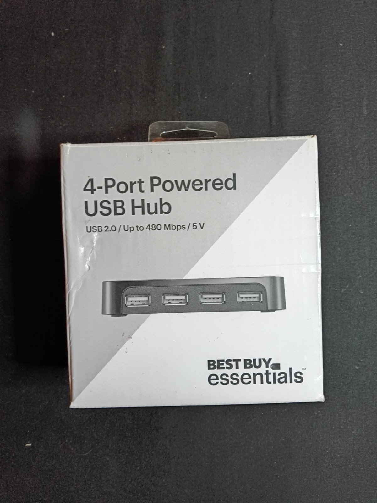 Best Buy essentials- 4-Port USB 2.0 Hub - Black