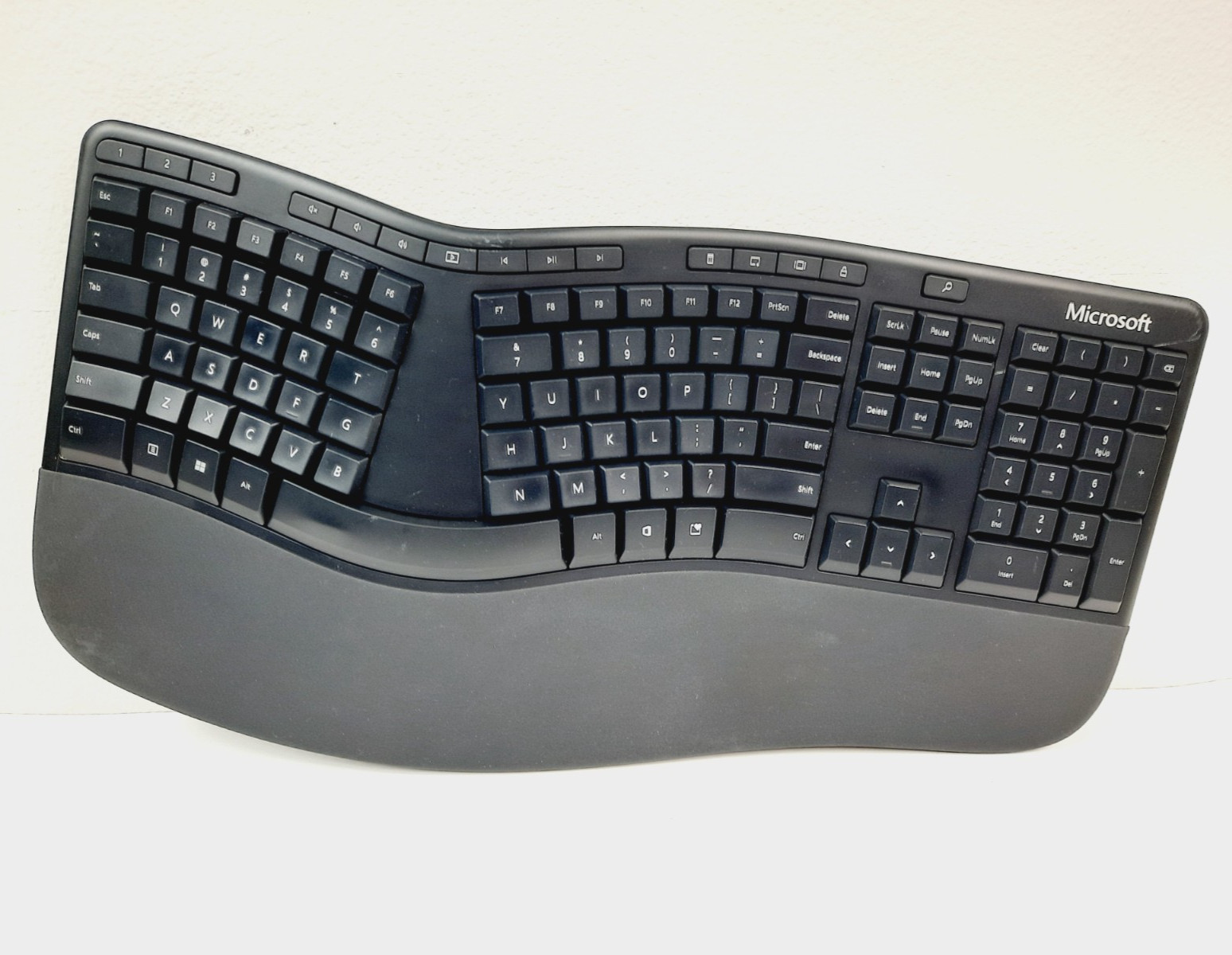 Microsoft Ergonomic USB Wired Keyboard Model 1878 LXM-00001, Tested Working