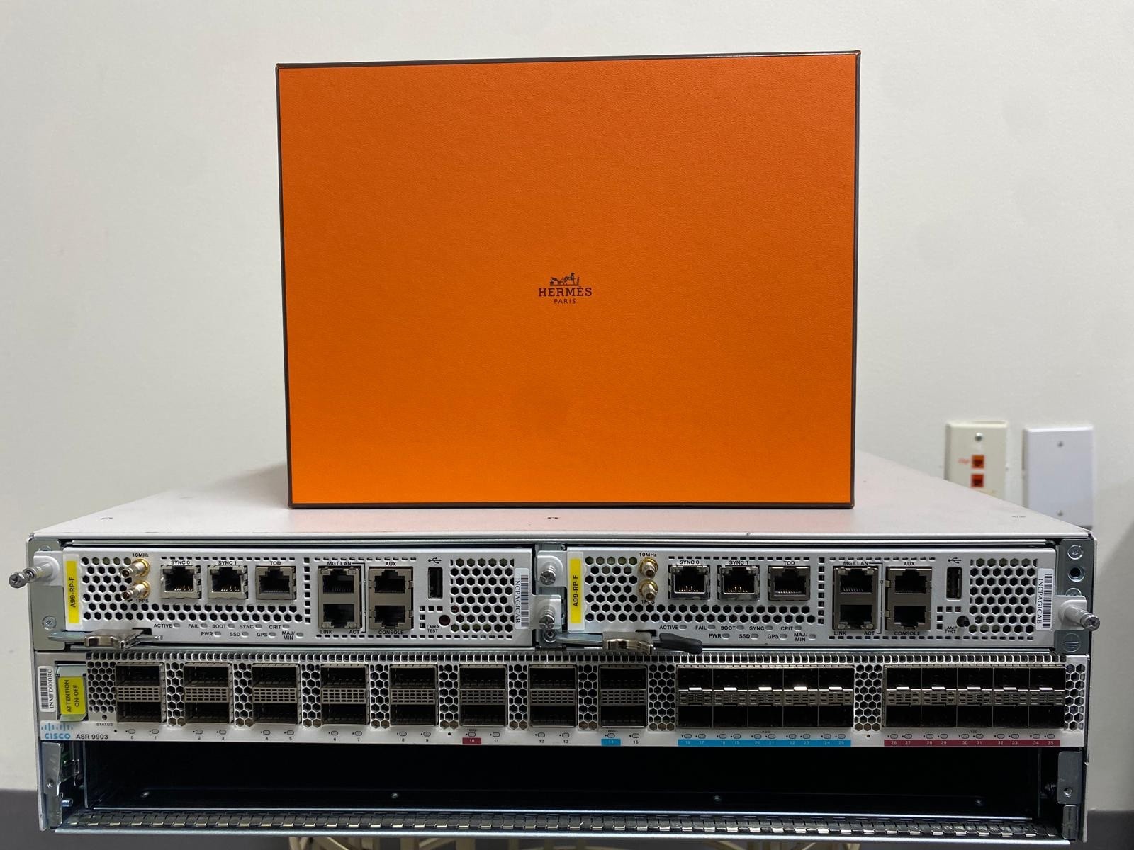 ASR-9903 with 2x A99-RP-F 4x PWR-1.6KW-AC & Fans ASR-9902 3.2T 16x100G