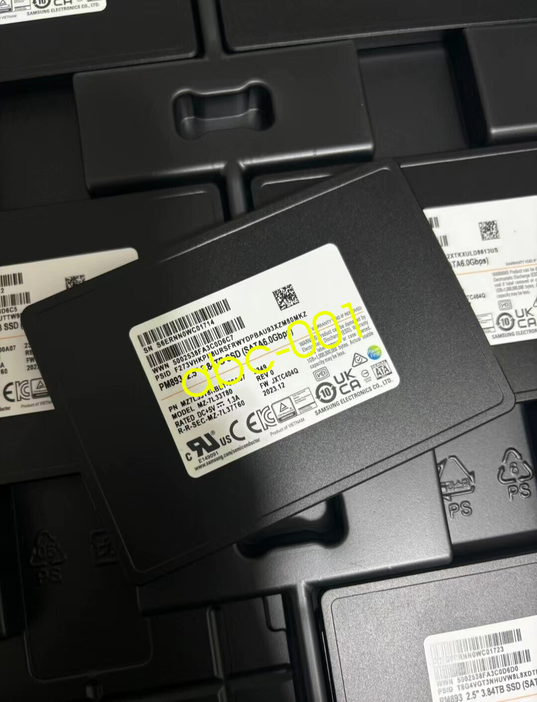 Samsung PM893 3.84TB Internal 6Gb/s SATA 2.5'' (MZ7L33T8HBLT-00A07) SSD