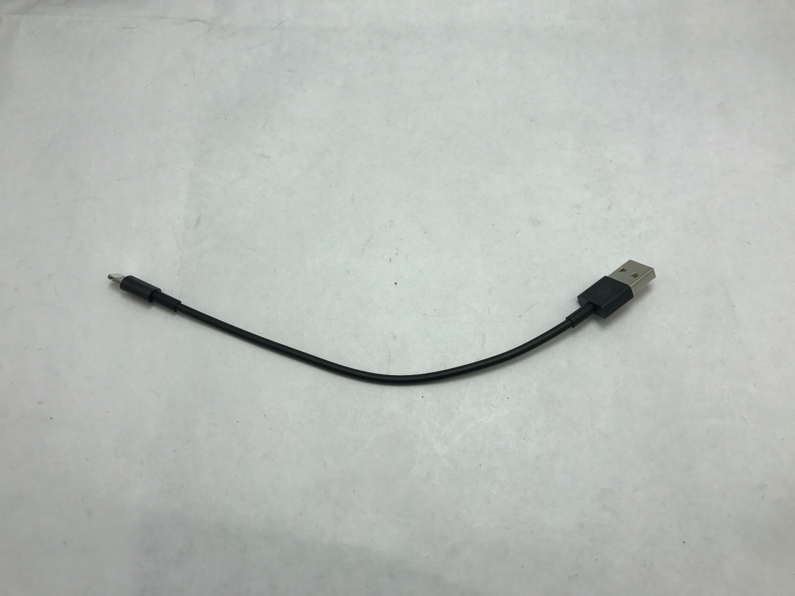 Genuine Apple Beats by Dr. Dre Lightning To USB Charging Cable For BeatsX iPhone