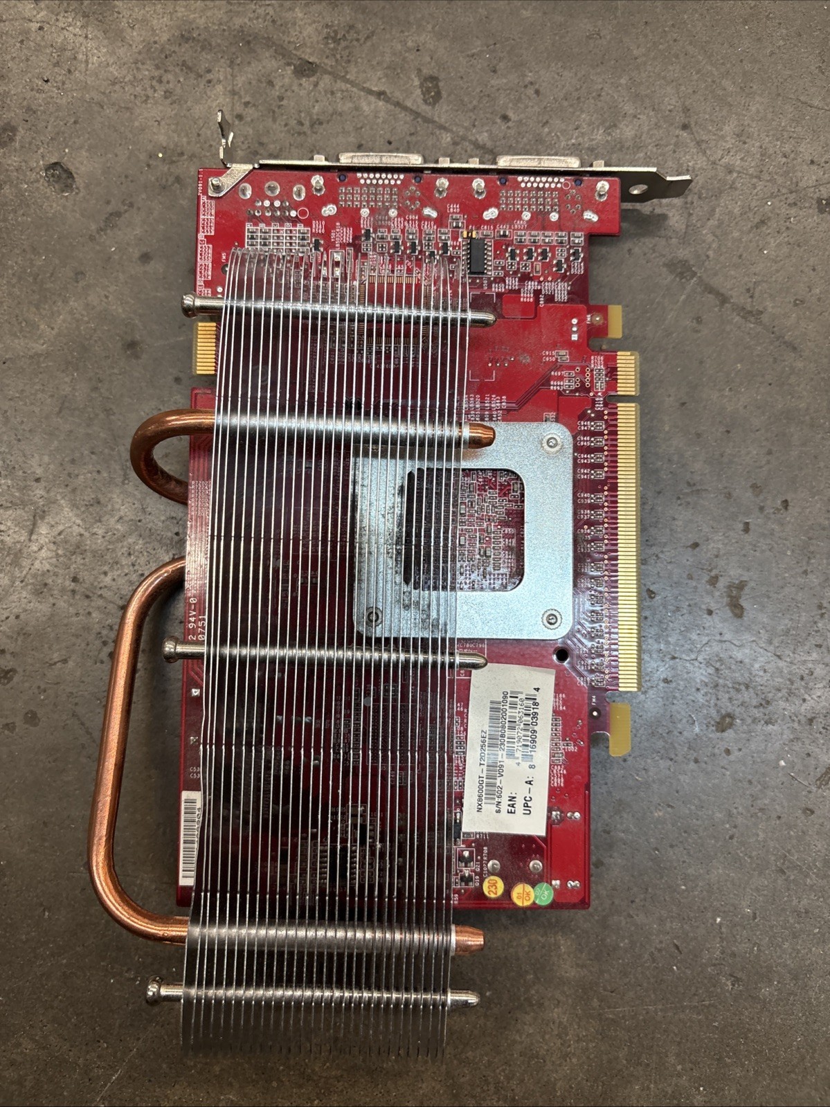 MSI NVIDIA GeForce 8600 GT NX8600GT-T2D256EZ 256 MB GDDR3 SDRAM