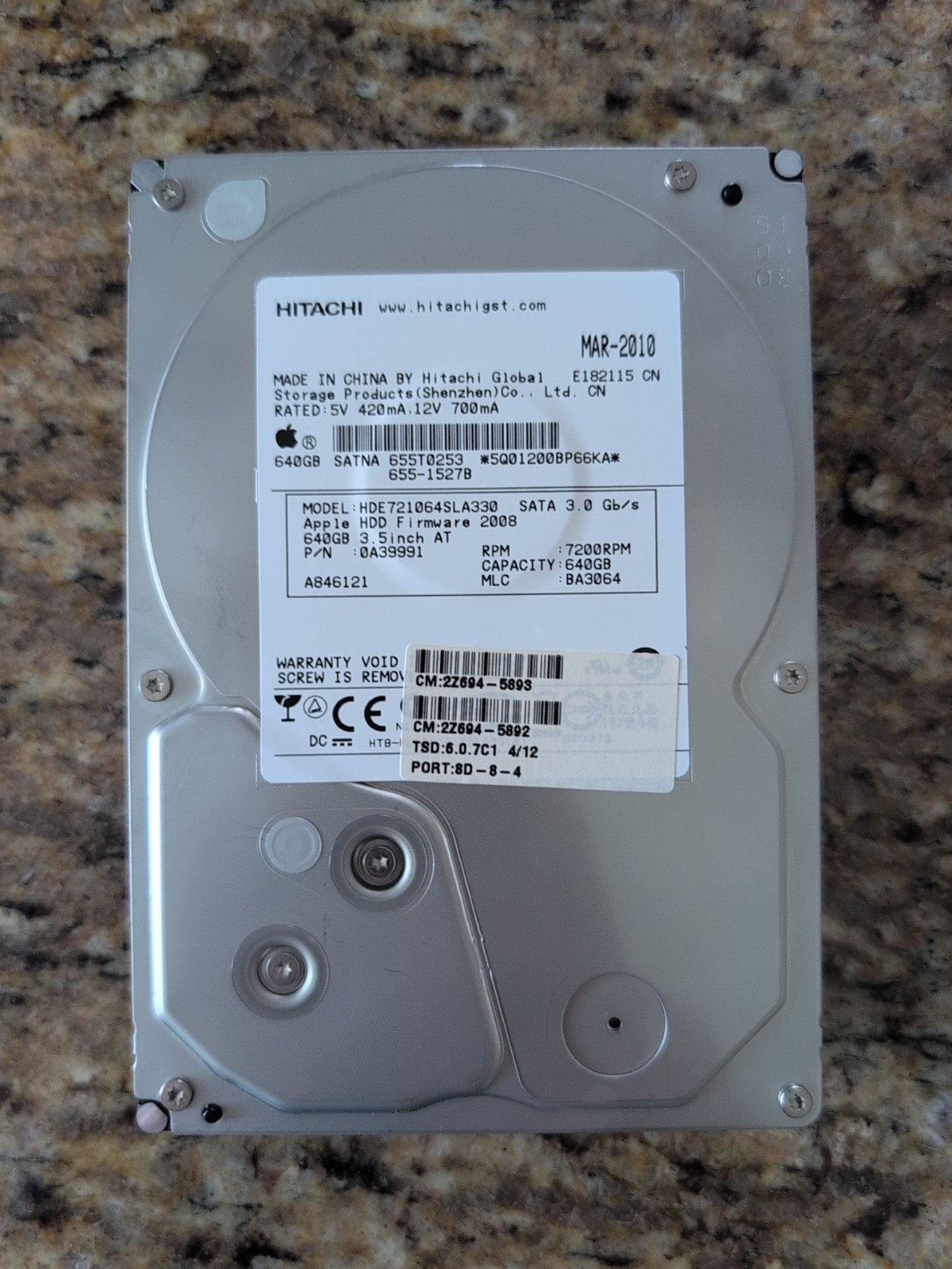 Hitachi HDD HDE721064SLA330 640 GB Apple Hard Drive 3.5" SATA