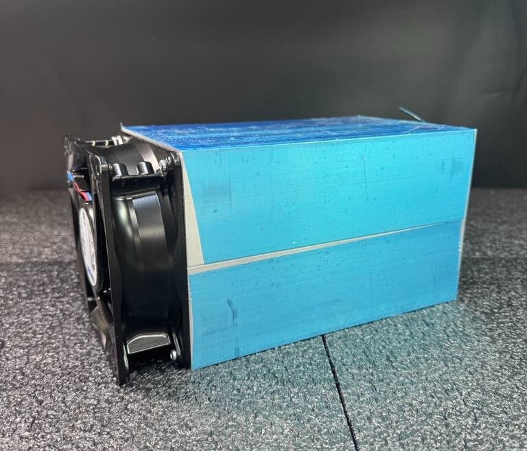Industrial Cooling 7 7/8x4 3/4x4 3/4in Ebmpapst 9294310138 24V 0,46A 11W 12x12cm