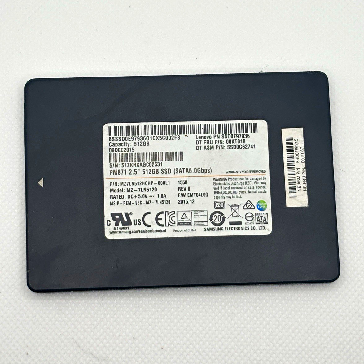 Samsung PM871 512GB 2.5in SATA III Internal SSD MZ7LN512HCHP-000L1