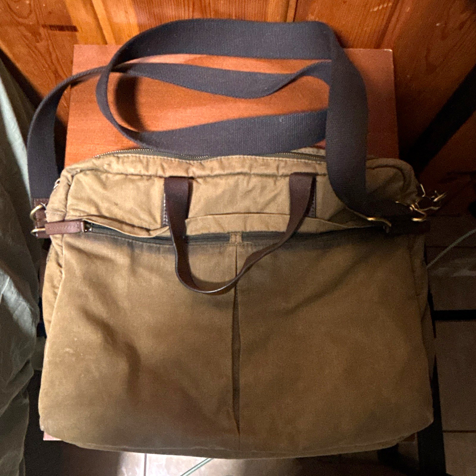 Fossil Canvas Messenger Shoulder Bag Beige/Brown Leather Trim Adjustable Strap