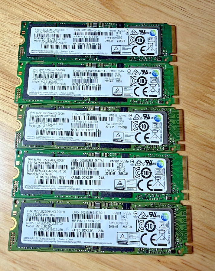 Lots of 5 Samsung MZ-VLB2560 PM981 256 GB NVMe M.2 80mm Solid State Drive