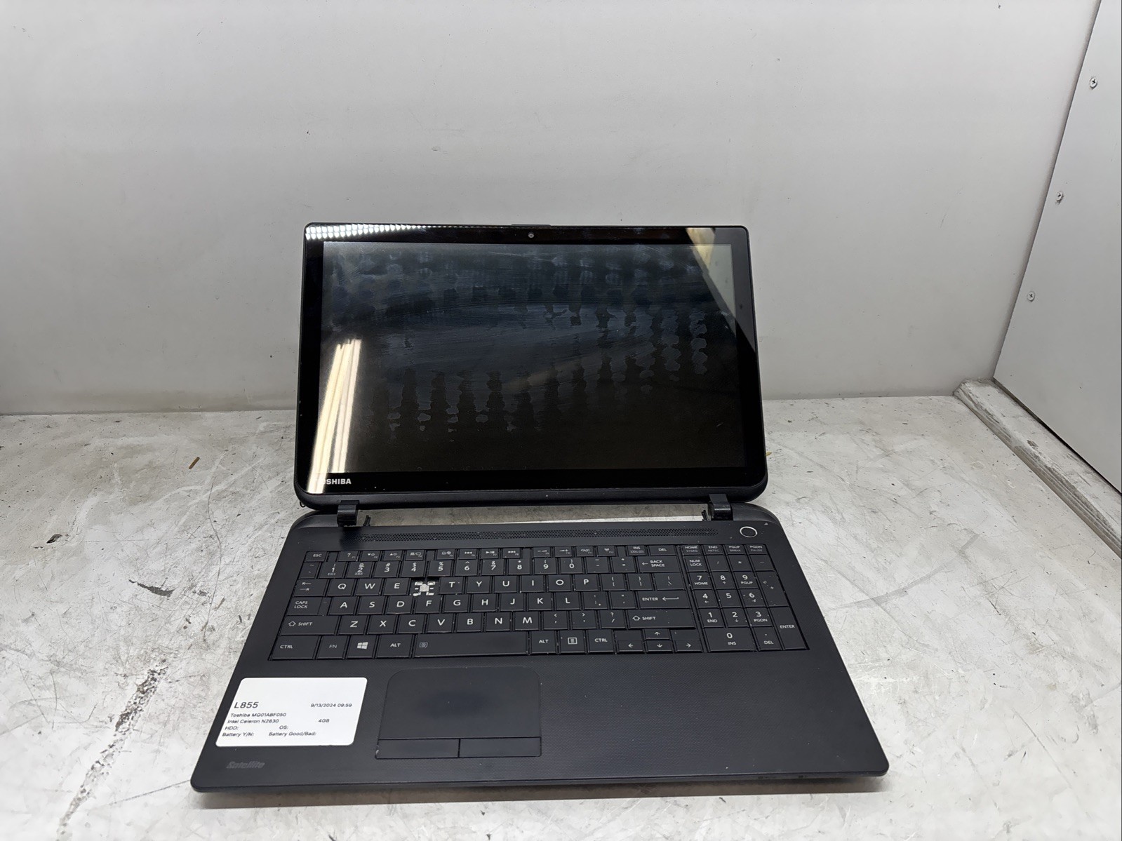 Toshiba Satellite C55t-B5230 Intel Celeron N2830 4GB NO HDD NO BAT