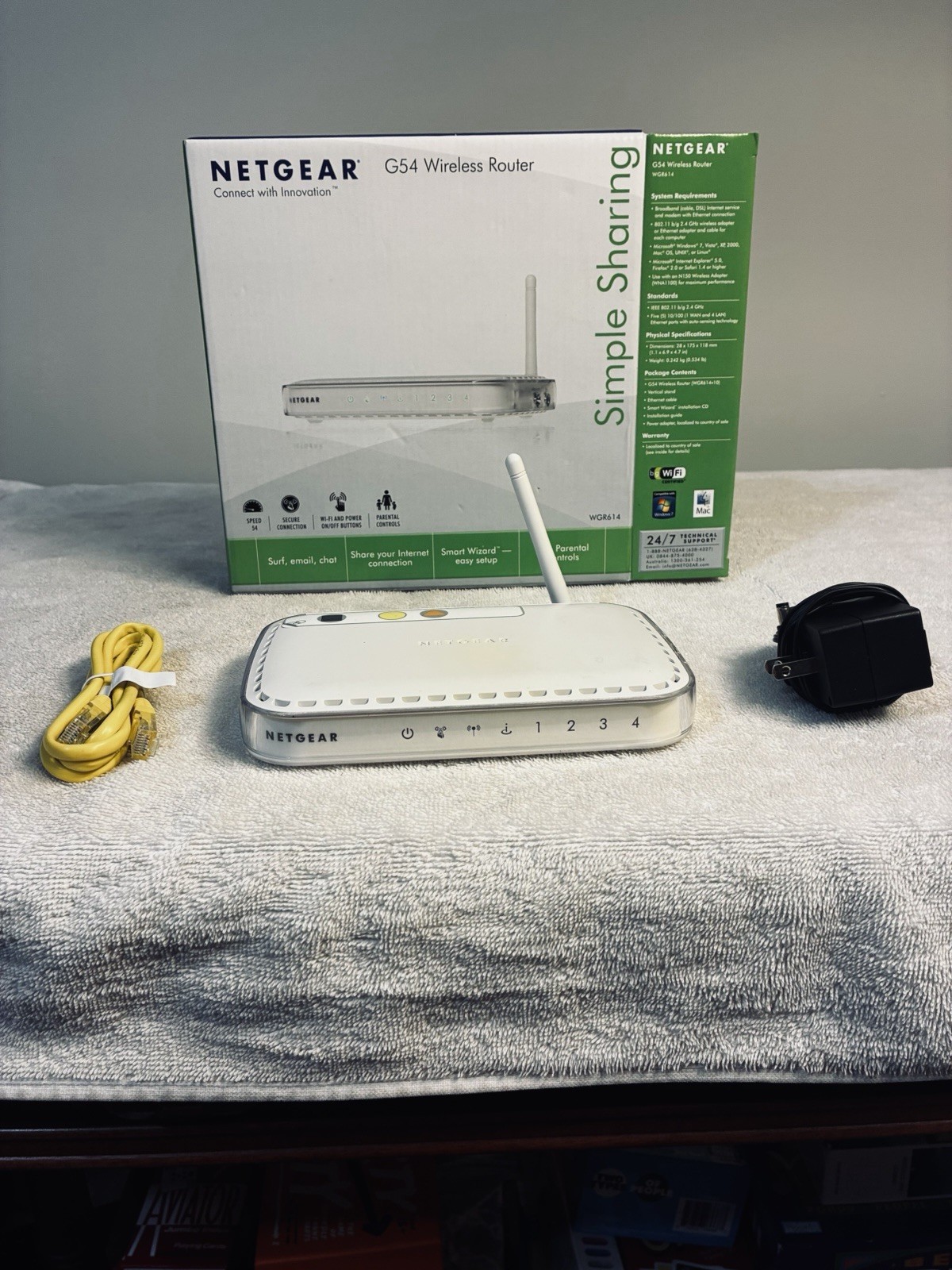 NETGEAR G54 Wireless Router 4-Port White